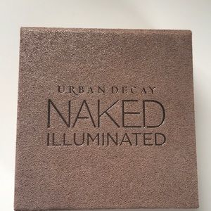 Urban Decay Naked Illuminated NWOT